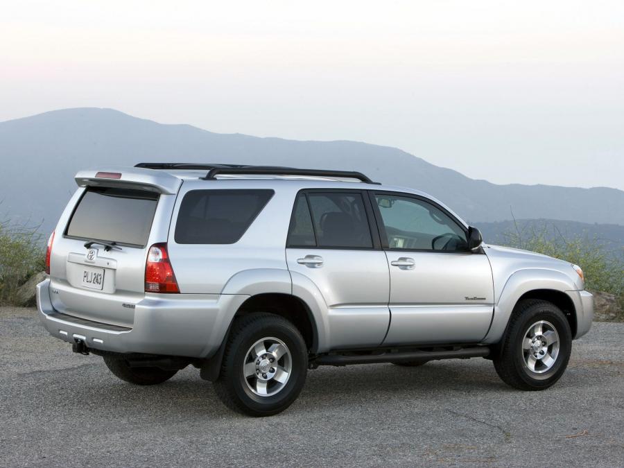  Toyota 4Runner Trail 2005 года  (фото 12 из 15)